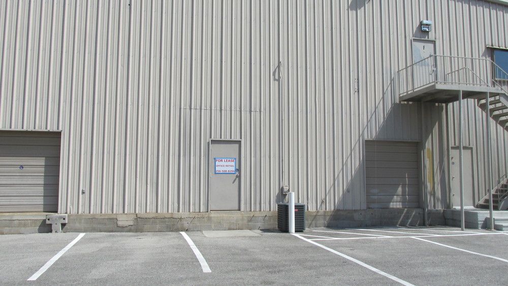 6241 University Dr NW, Huntsville, AL 35806